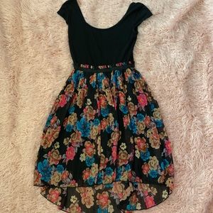 Cute Floral Pleaded Hugh Low Dress